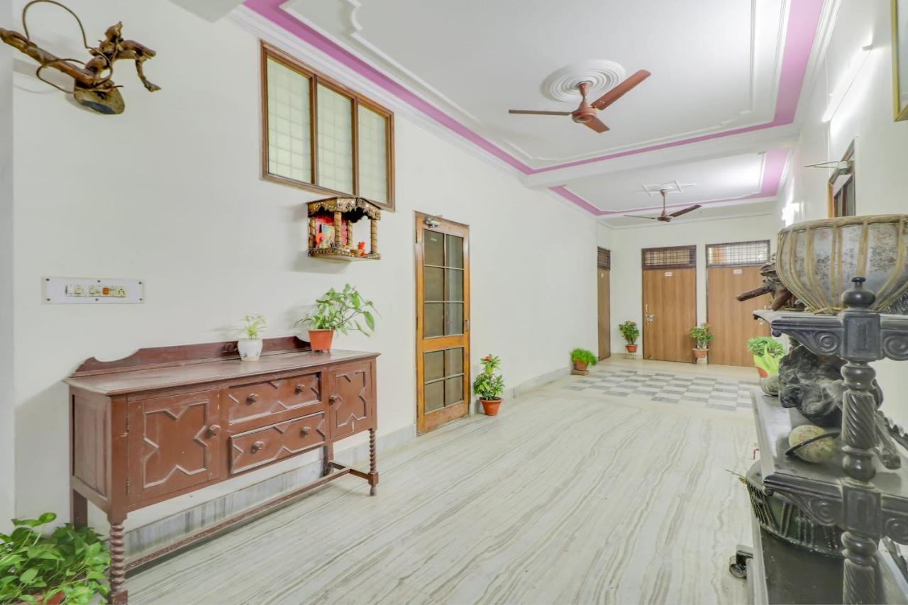 Super Oyo Capital O Heritage House Colonelganj Extérieur photo