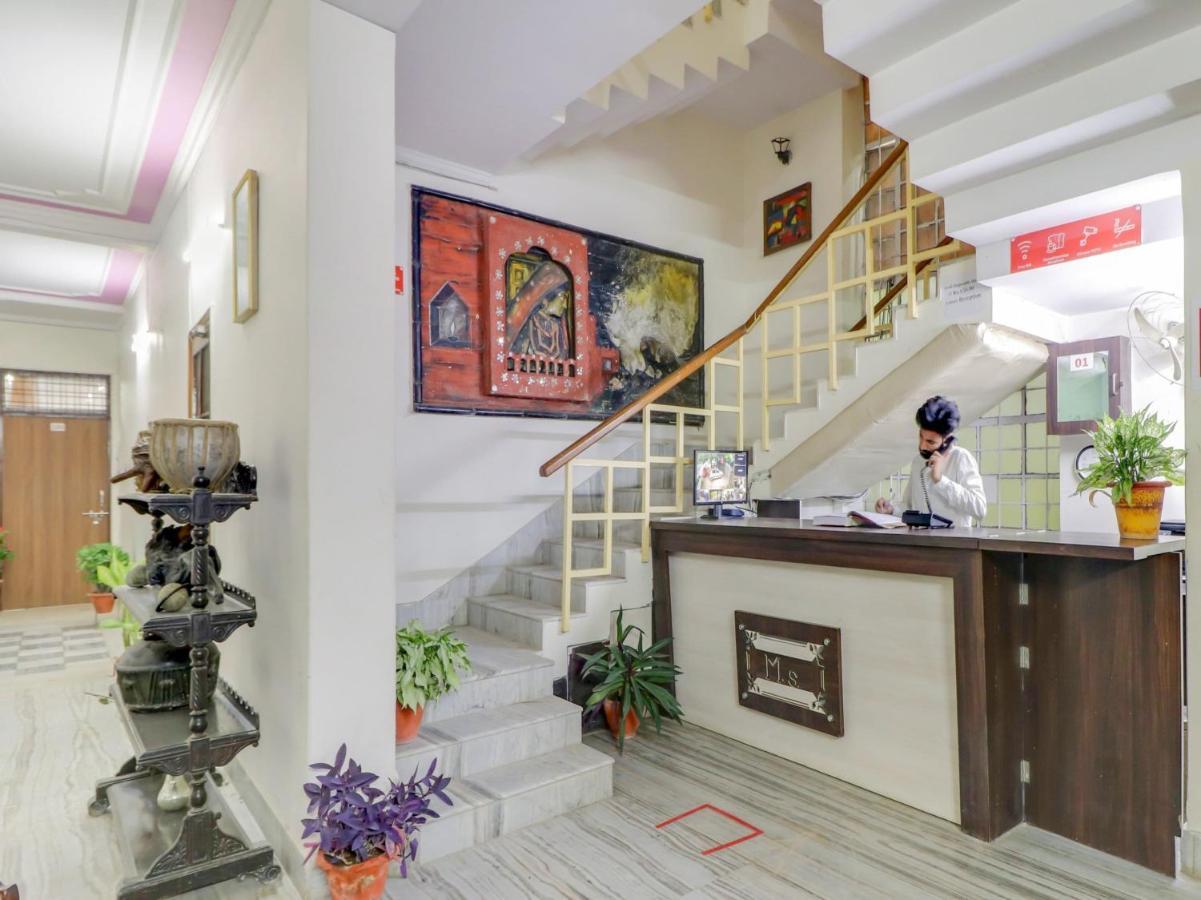 Super Oyo Capital O Heritage House Colonelganj Extérieur photo
